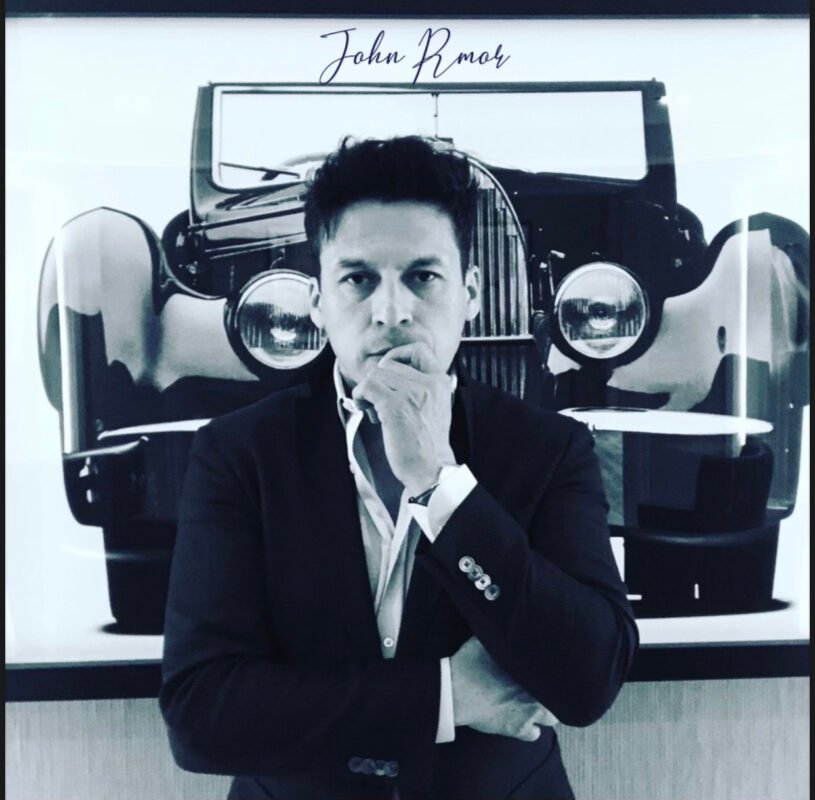 Jonh R About - John Rmor